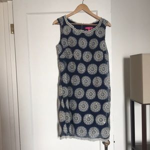 Betsey Johnson shift dress - DONATING AFTER 8/18